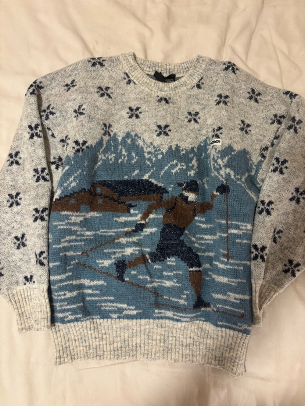 Wool/Alpaca Gray and Blue Ski Scene Crewneck Sweater